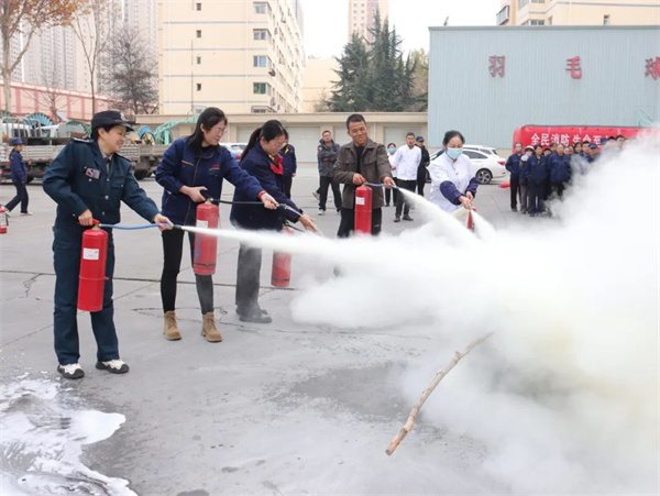 眾邦（蘭州）電纜集團(tuán)成功舉辦2024年下半年消防安全培訓(xùn)及實(shí)戰(zhàn)演練